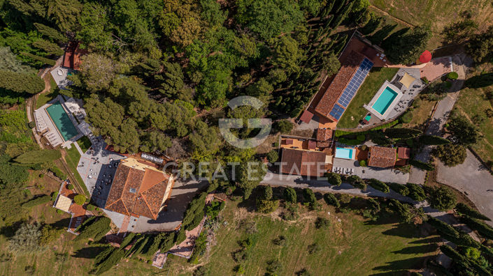 Image No.32-Villa de 13 chambres à vendre à Chiusi