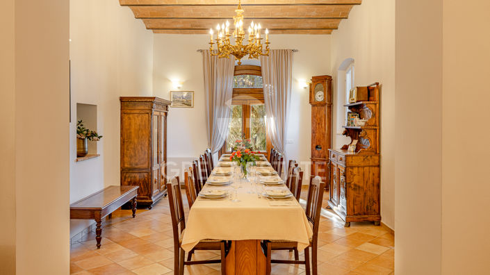 Image No.34-Villa de 13 chambres à vendre à Chiusi