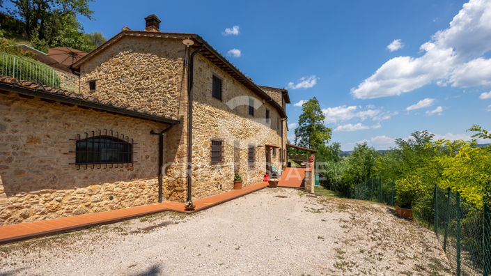 Image No.22-4 Bed Country House for sale