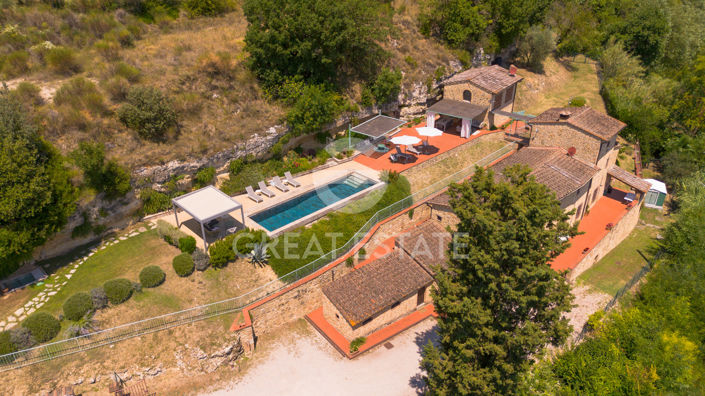 Image No.24-4 Bed Country House for sale