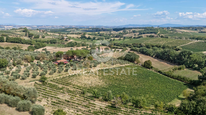 Image No.17-3 Bed Country House for sale