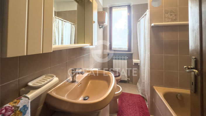 Image No.29-3 Bed Country House for sale
