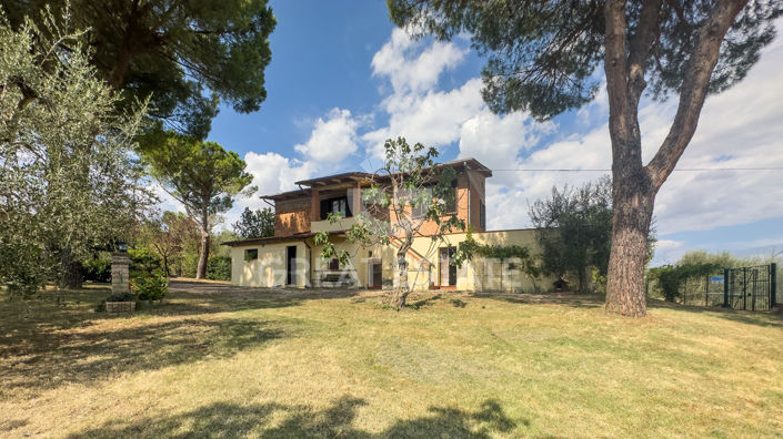 Image No.4-3 Bed Country House for sale