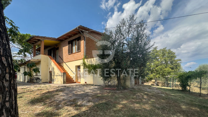 Image No.8-3 Bed Country House for sale