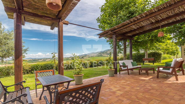 Image No.14-7 Bed Country House for sale