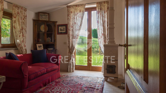 Image No.26-7 Bed Country House for sale
