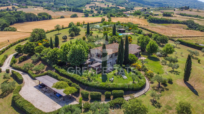 Image No.4-7 Bed Country House for sale