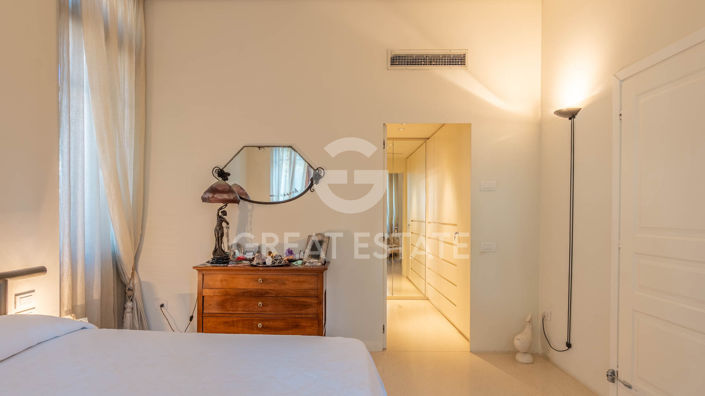Image No.26-5 Bed Country House for sale
