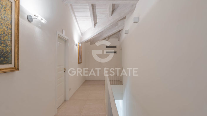Image No.28-5 Bed Country House for sale