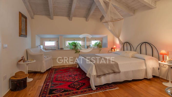 Image No.30-5 Bed Country House for sale