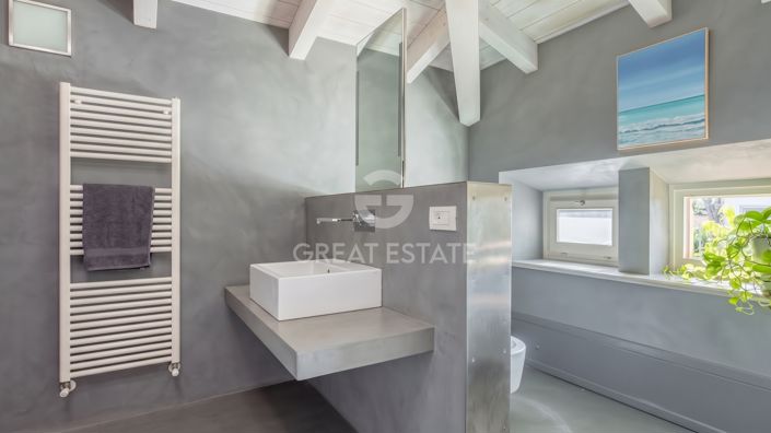 Image No.35-5 Bed Country House for sale