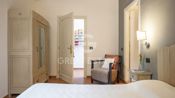 Image No.16-9 Bed Country House for sale