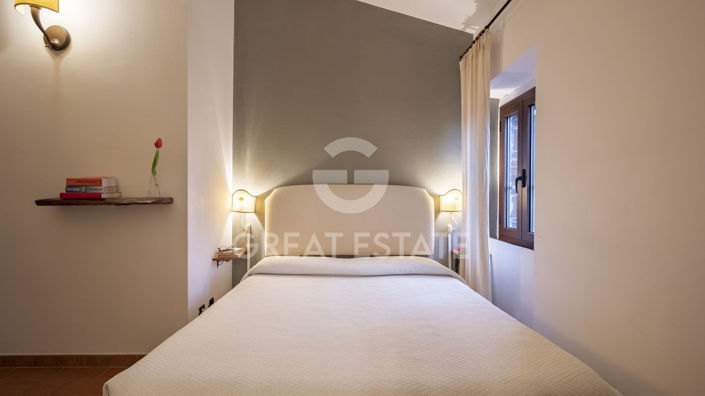 Image No.26-9 Bed Country House for sale