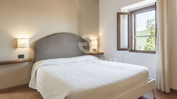Image No.28-9 Bed Country House for sale