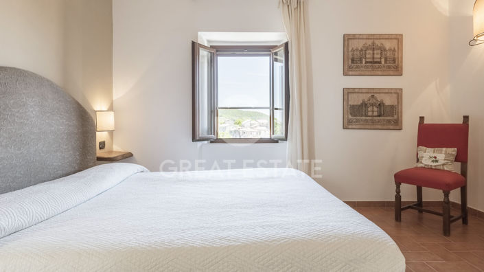 Image No.29-9 Bed Country House for sale