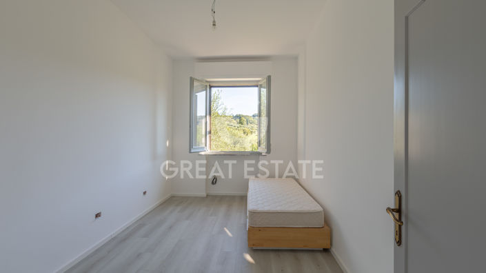 Image No.16-4 Bed Country House for sale