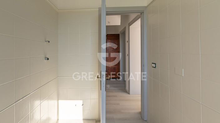Image No.17-4 Bed Country House for sale