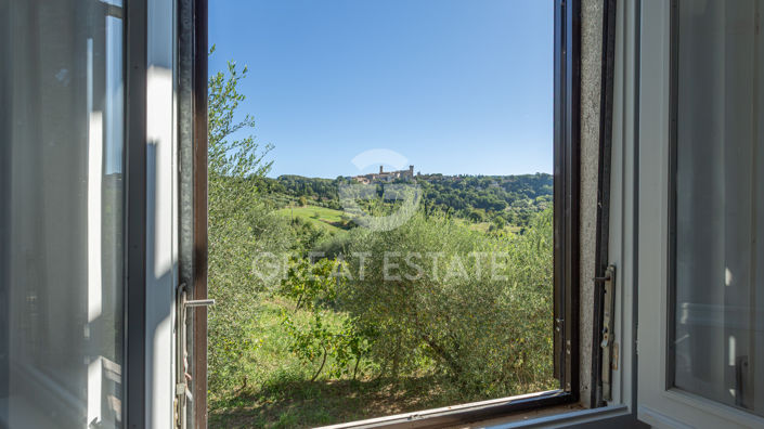 Image No.18-4 Bed Country House for sale