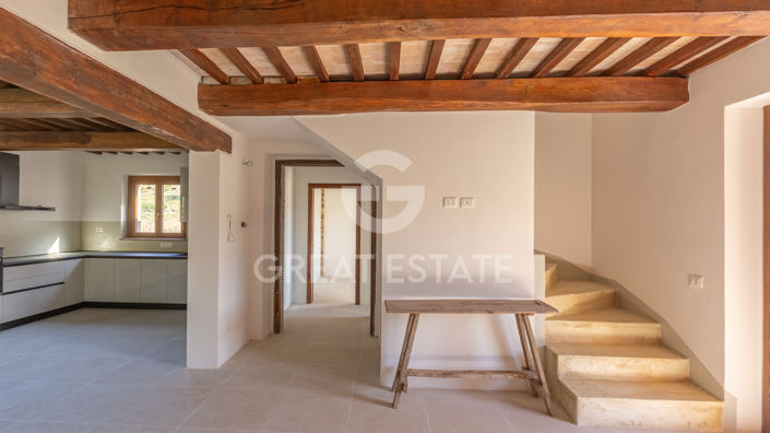 Image No.20-3 Bed Country House for sale