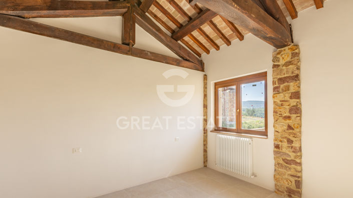 Image No.21-6 Bed Country House for sale