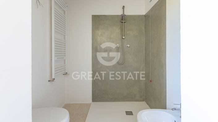Image No.27-6 Bed Country House for sale
