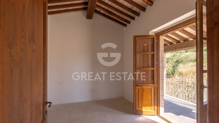 Image No.34-6 Bed Country House for sale
