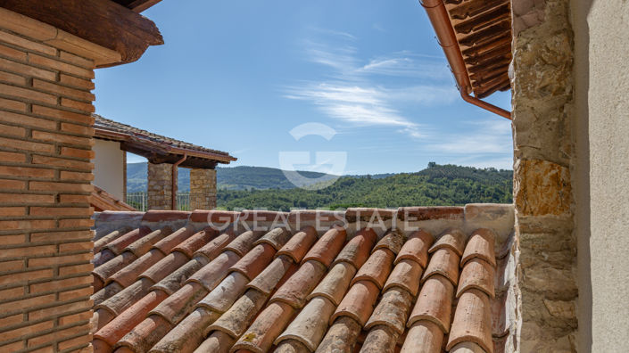 Image No.38-6 Bed Country House for sale