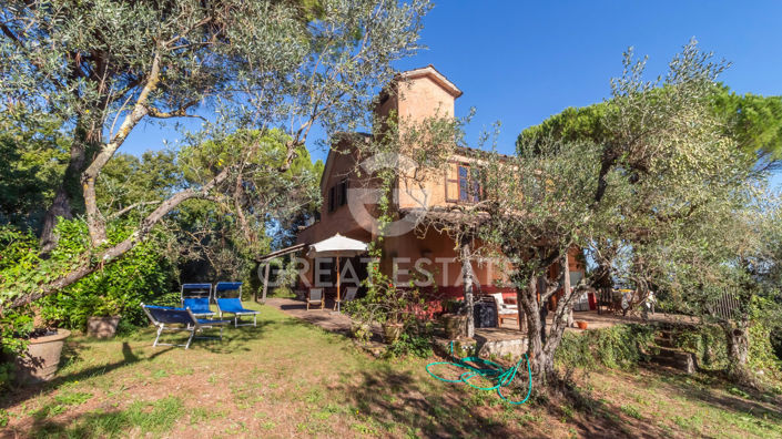 Image No.8-Country House for sale