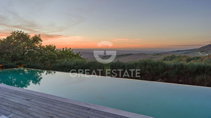 Image No.13-6 Bed Country House for sale
