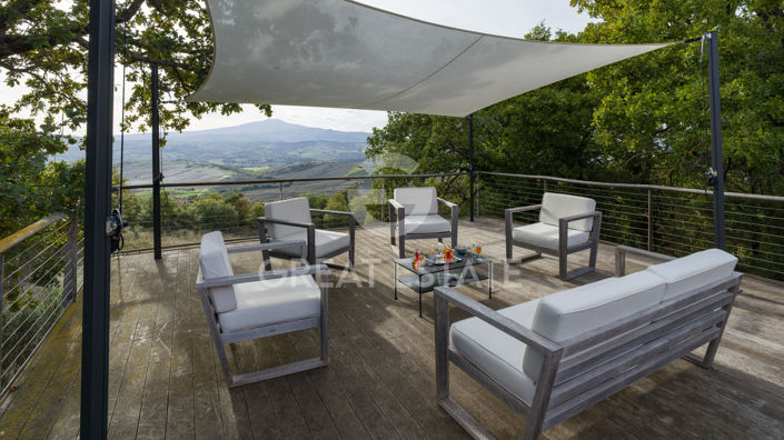 Image No.17-6 Bed Country House for sale