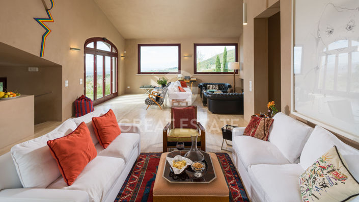 Image No.19-6 Bed Country House for sale