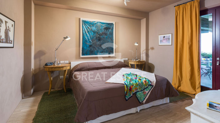 Image No.33-6 Bed Country House for sale