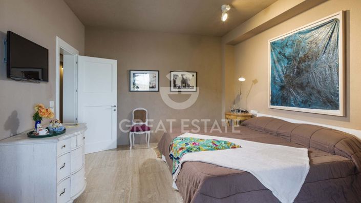 Image No.34-6 Bed Country House for sale