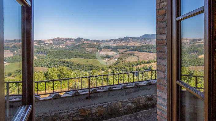 Image No.32-4 Bed Country House for sale