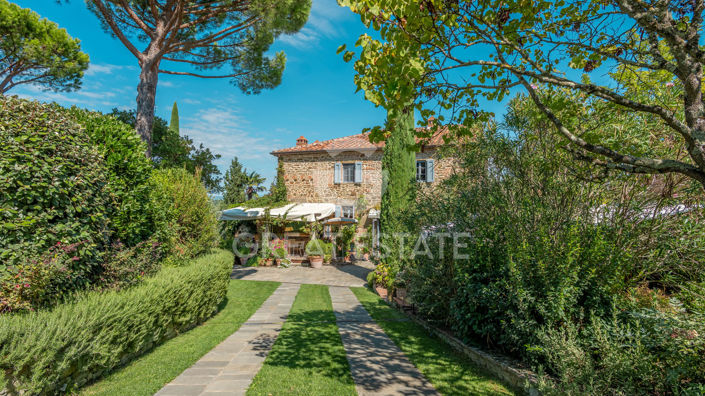 Image No.11-5 Bed Country House for sale