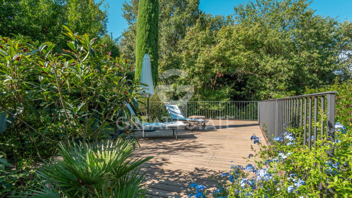 Image No.17-5 Bed Country House for sale