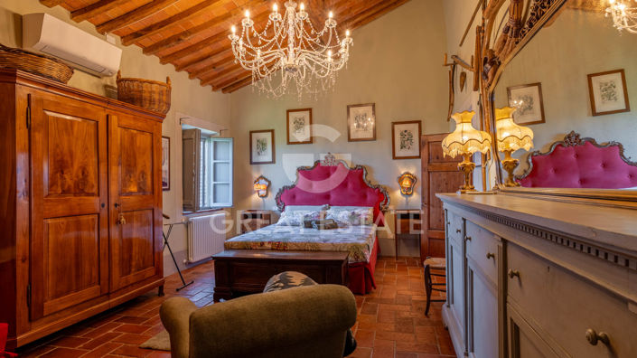 Image No.28-5 Bed Country House for sale