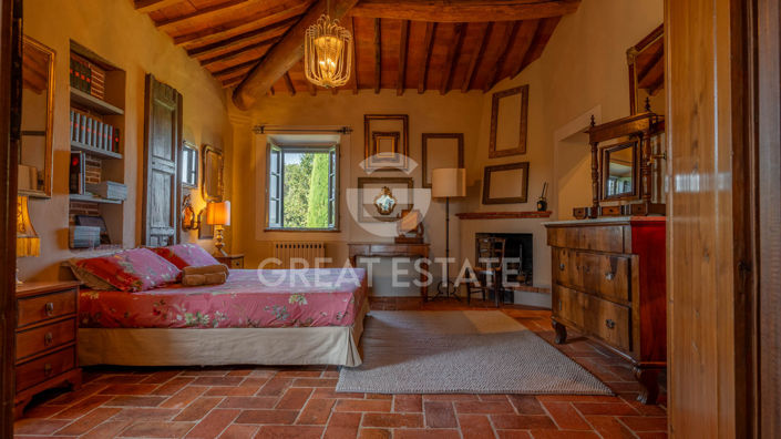 Image No.30-5 Bed Country House for sale