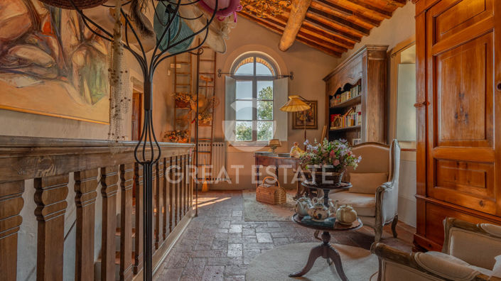 Image No.33-5 Bed Country House for sale