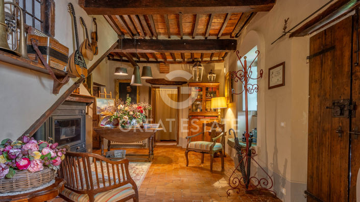 Image No.40-5 Bed Country House for sale