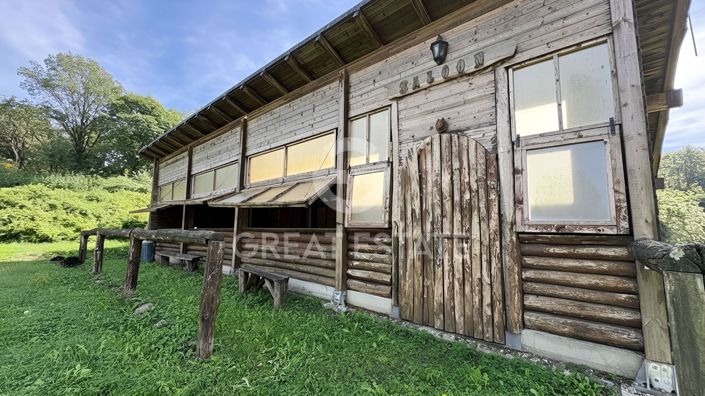 Image No.33-6 Bed Farmhouse for sale