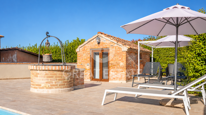 Image No.14-5 Bed Villa for sale