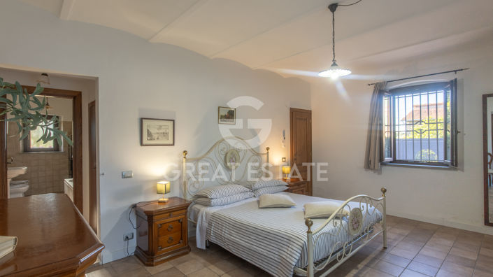 Image No.16-5 Bed Villa for sale