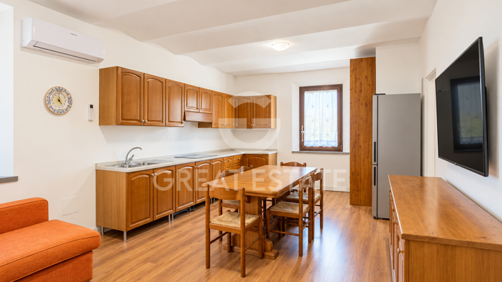 Image No.2-5 Bed Villa for sale