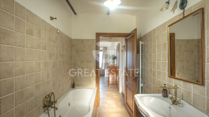 Image No.22-5 Bed Villa for sale
