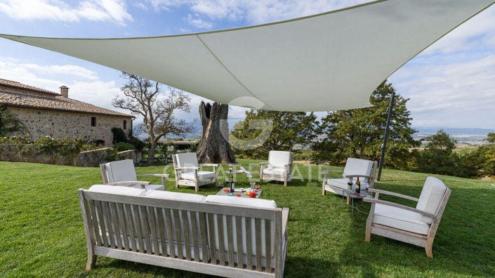 Image No.15-6 Bed Country House for sale