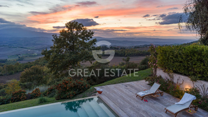 Image No.20-6 Bed Country House for sale
