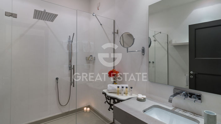 Image No.32-6 Bed Country House for sale