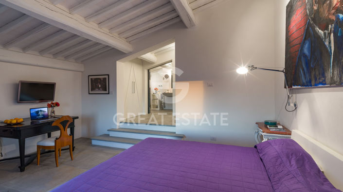 Image No.36-6 Bed Country House for sale