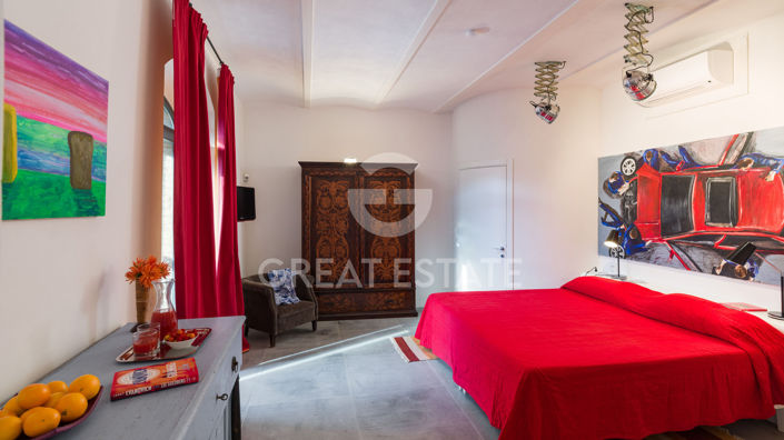 Image No.40-6 Bed Country House for sale